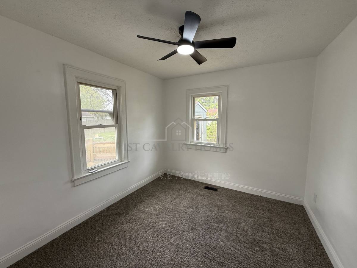 Apartment for rent at 778 Ravenswood St, Akron, OH 44306
