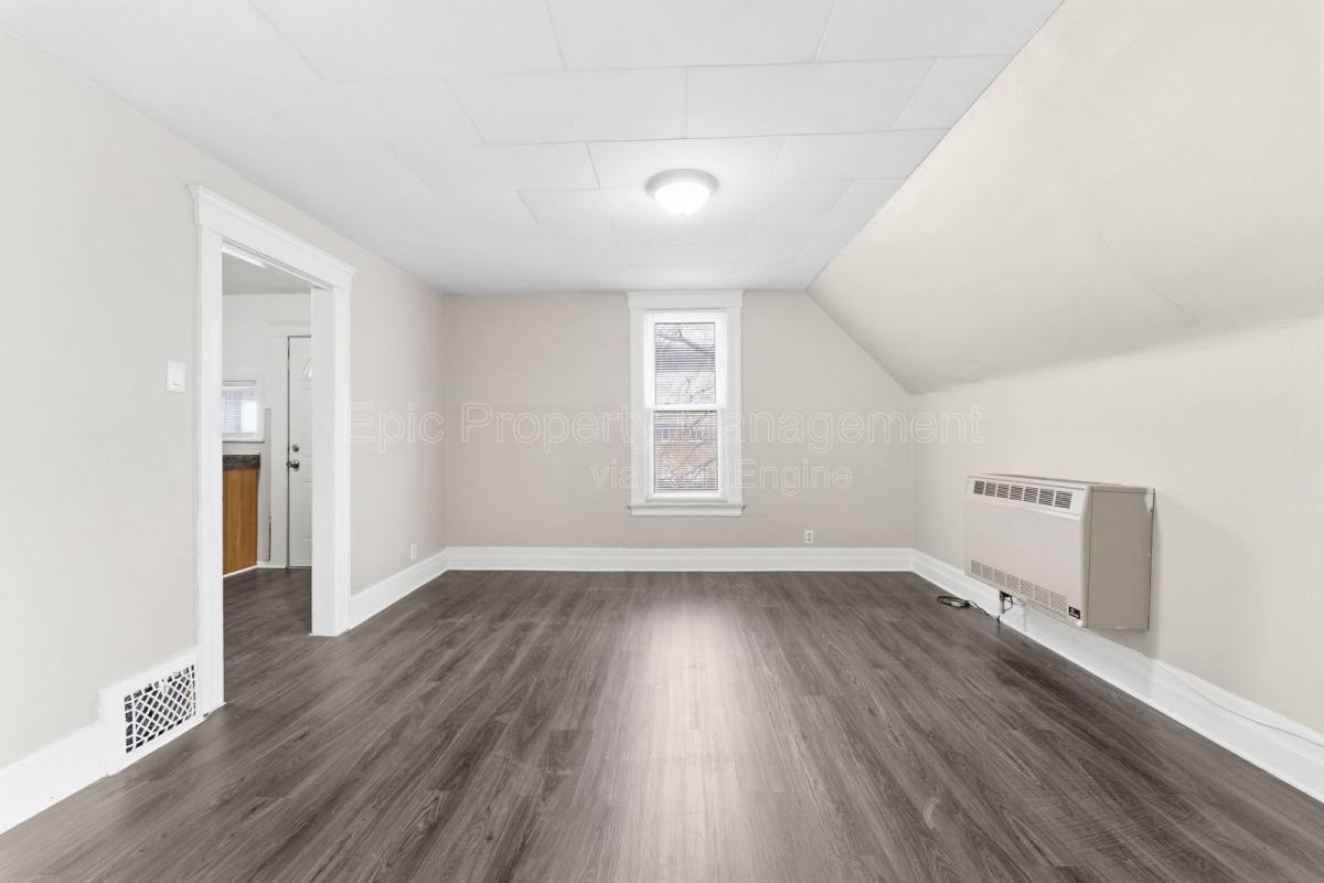 Apartment for rent at 332 Goddard Rd, Wyandotte, MI 48192