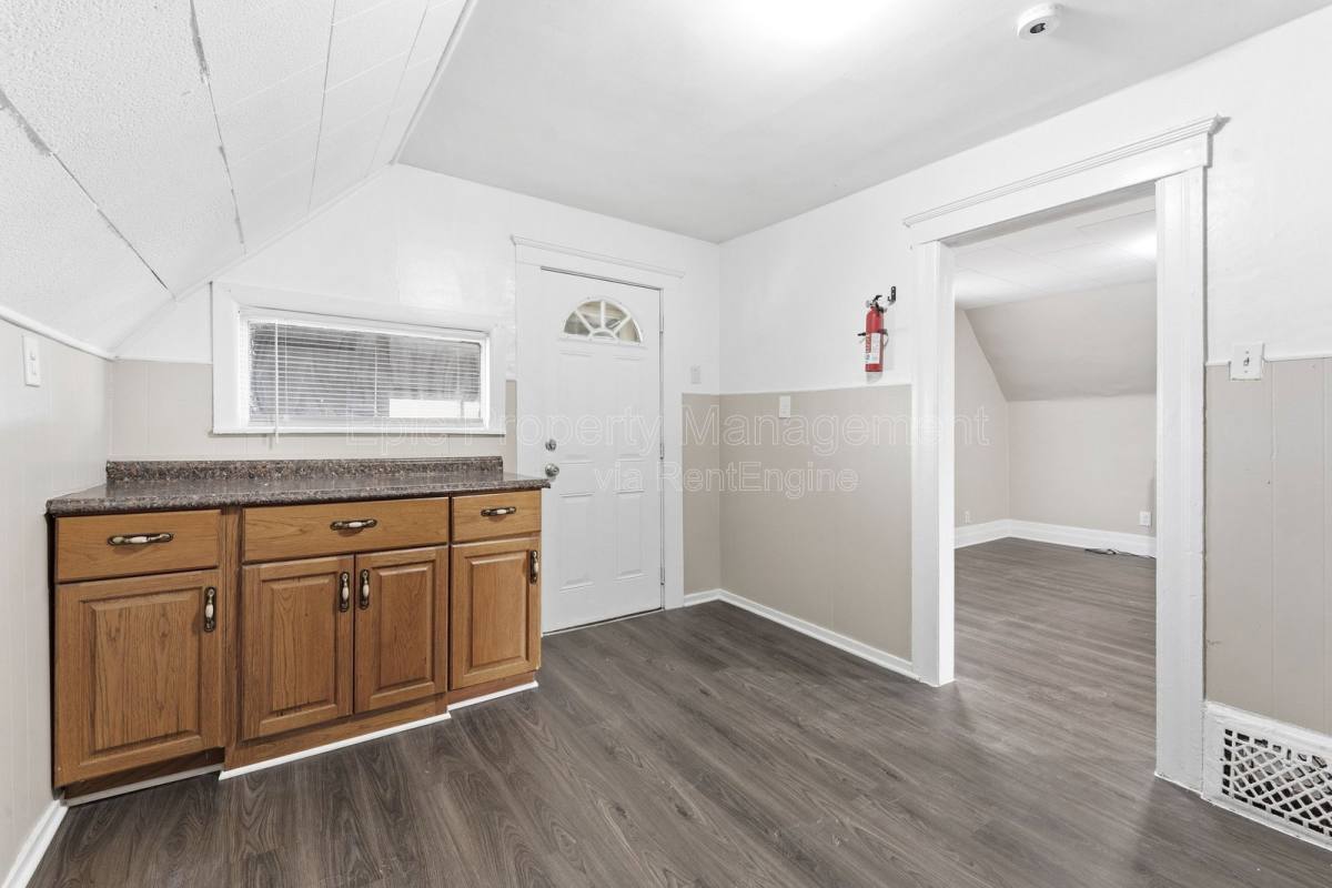 Apartment for rent at 332 Goddard Rd, Wyandotte, MI 48192