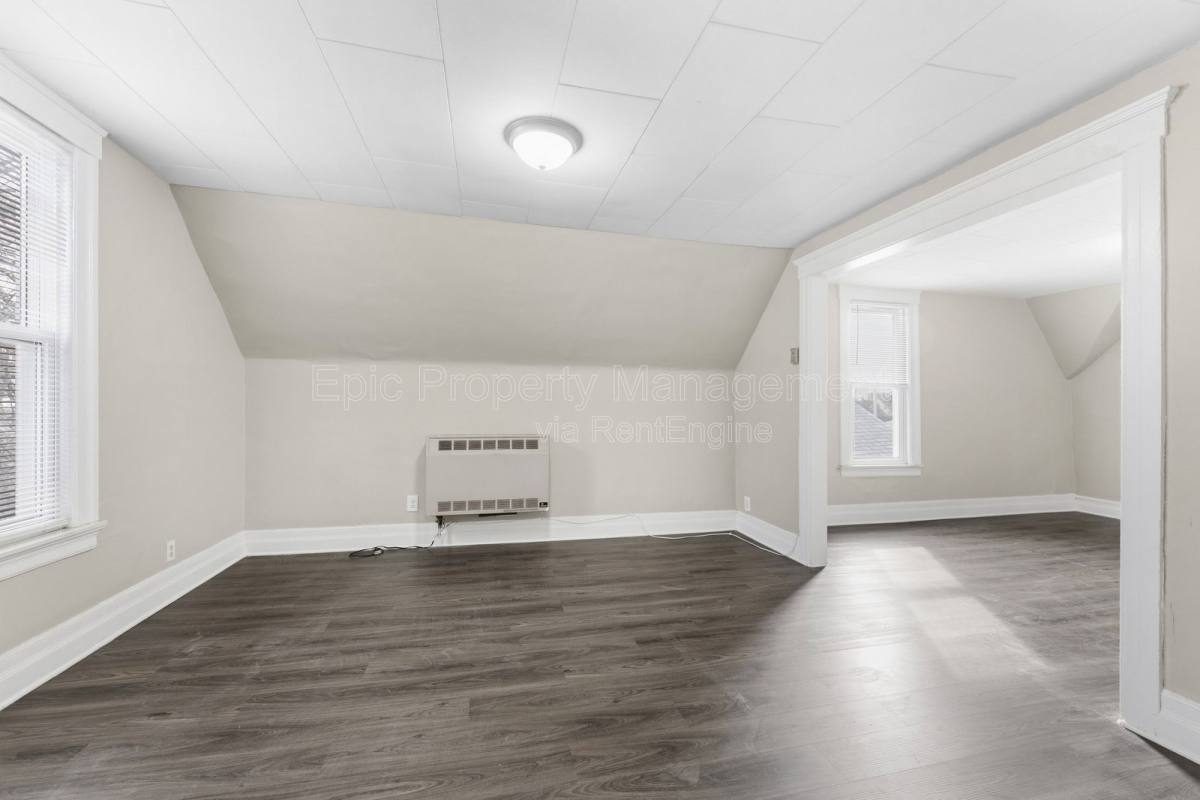 Apartment for rent at 332 Goddard Rd, Wyandotte, MI 48192