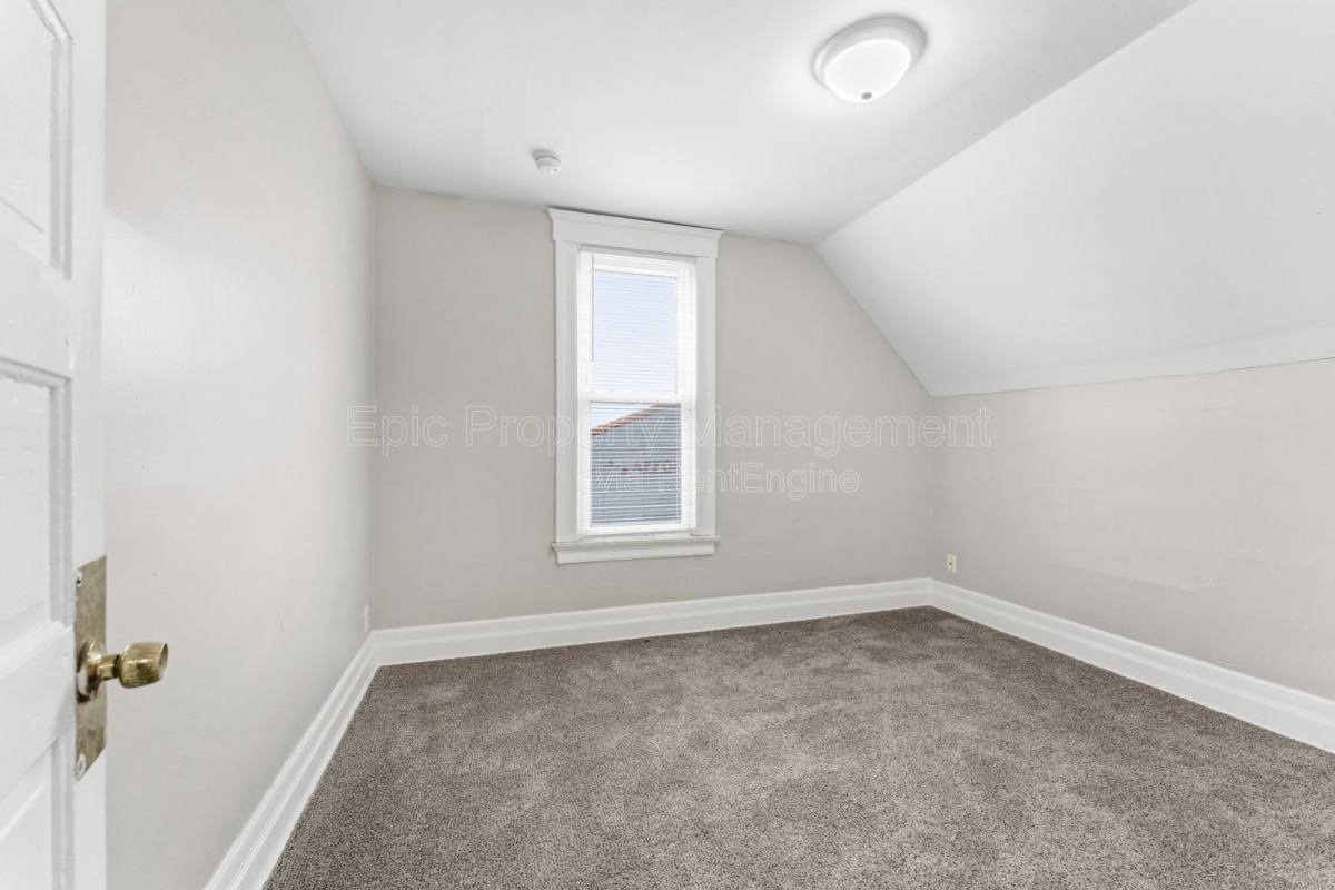 Apartment for rent at 332 Goddard Rd, Wyandotte, MI 48192
