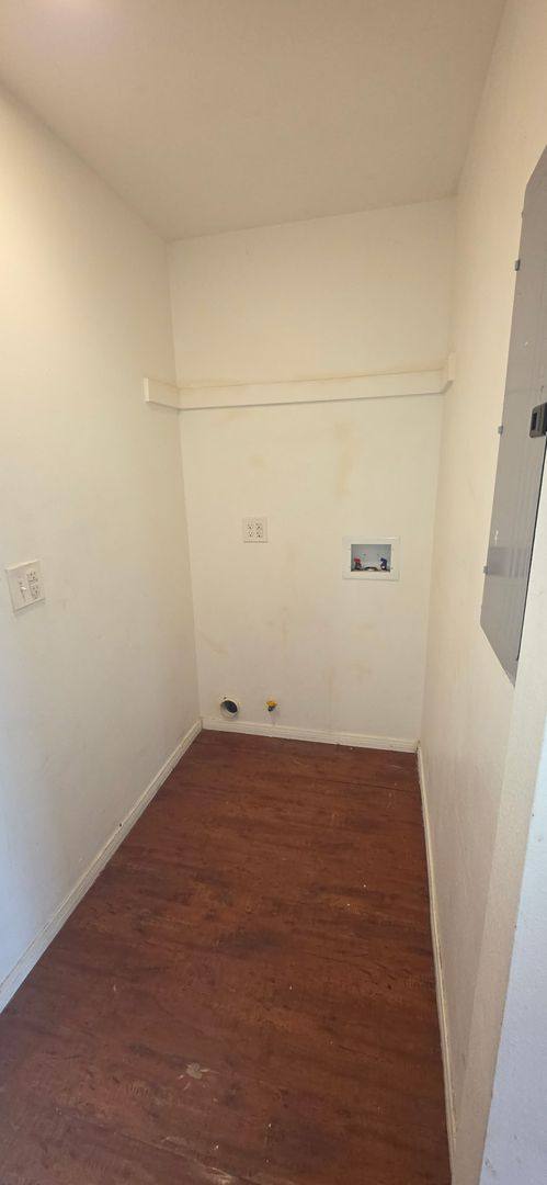 Apartment for rent at 1120 W 93rd St, Los Angeles, CA 90044