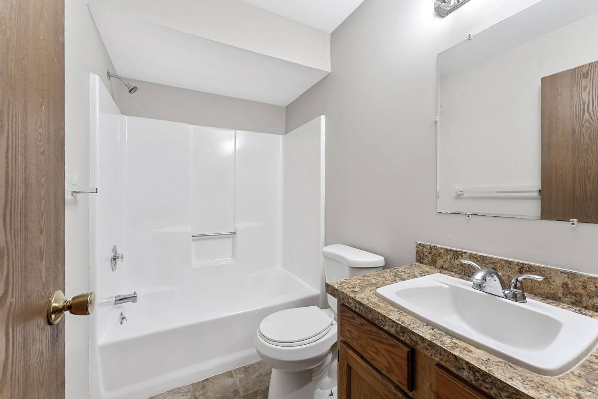 Townhouse for rent at 1004 Shadow Lane, Toledo, OH 43615