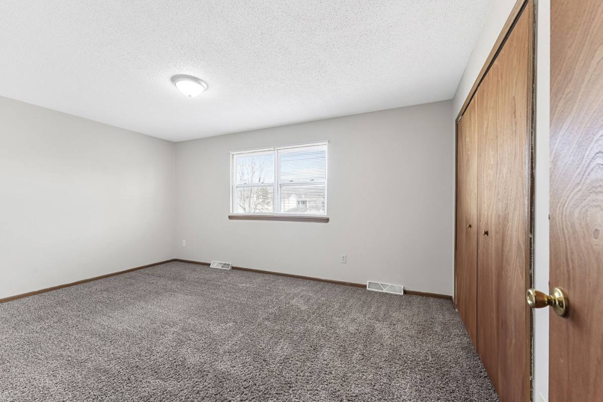 Townhouse for rent at 1004 Shadow Lane, Toledo, OH 43615
