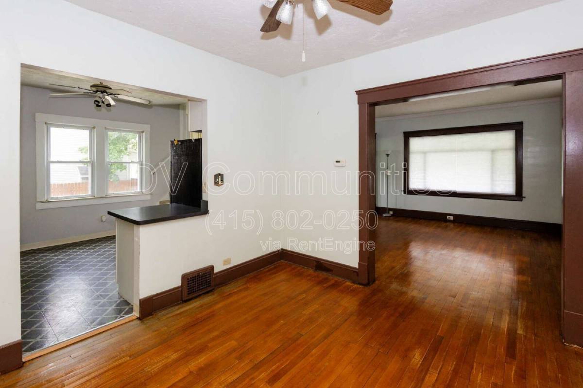 House for rent at 1584 Maple Rd, Cleveland, OH 44121