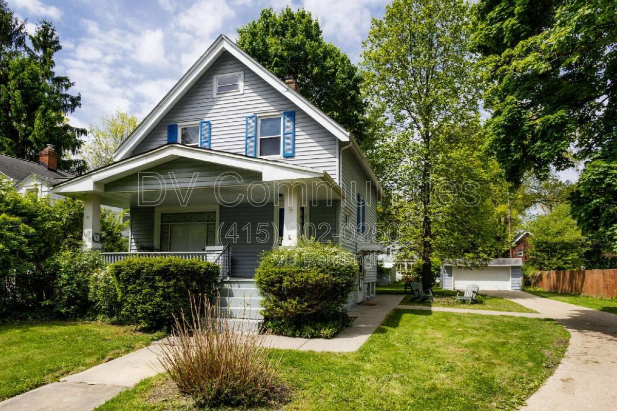 House for rent at 1584 Maple Rd, Cleveland, OH 44121