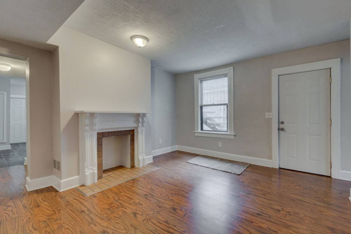 Apartment for rent at 434 Elizabeth St #2, Cincinnati, OH 45203