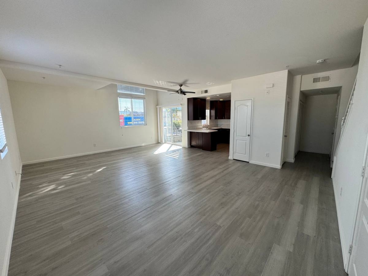 Apartment for rent at 730-734 Broadway, Chula Vista, CA 91910