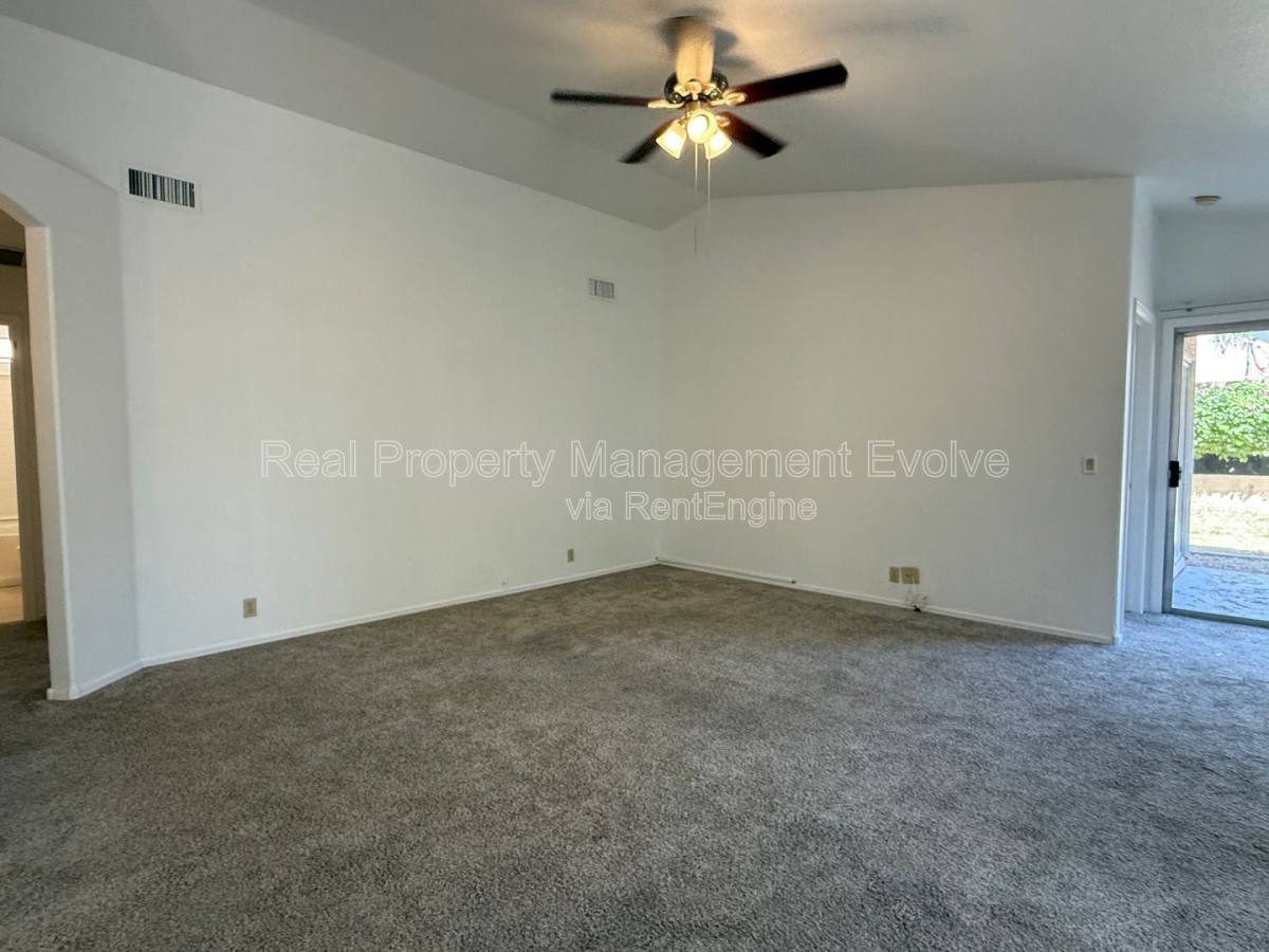 House for rent at 4260 E Rosemonte Dr, Phoenix, AZ 85050