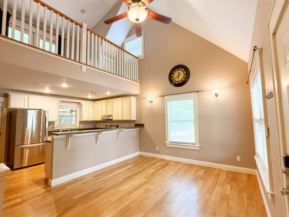 House for rent at 245 Pine St, Freeport, FL 32439