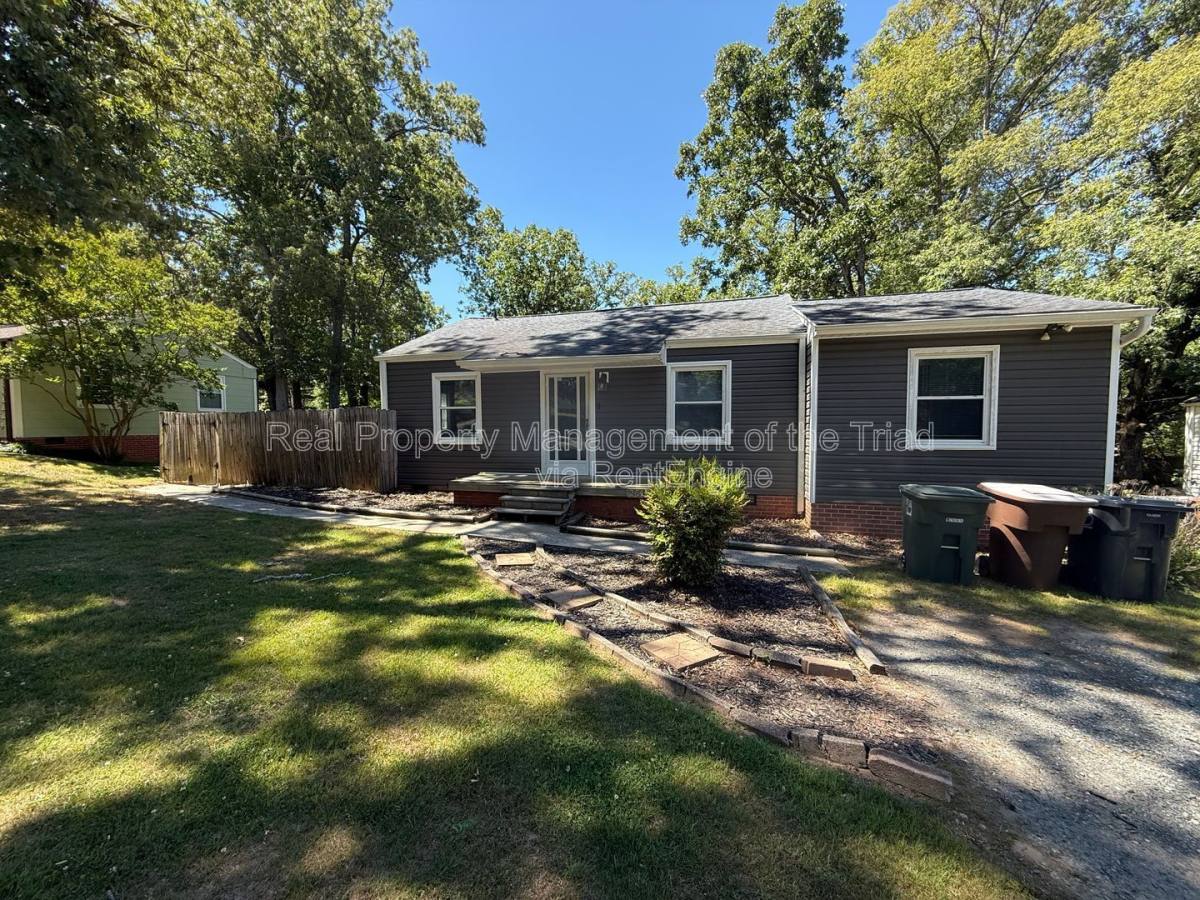 House for rent at 2817 Shady Lawn Dr, Greensboro, NC 27408