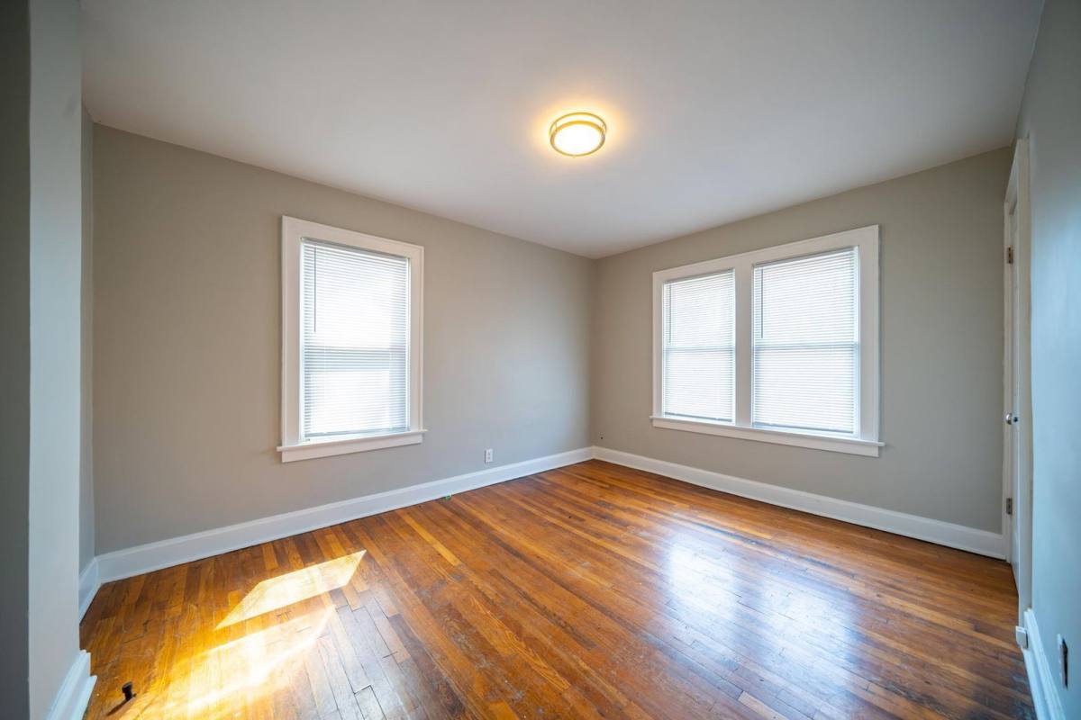 Apartment for rent at 75 E Markison Ave, Columbus, OH 43207