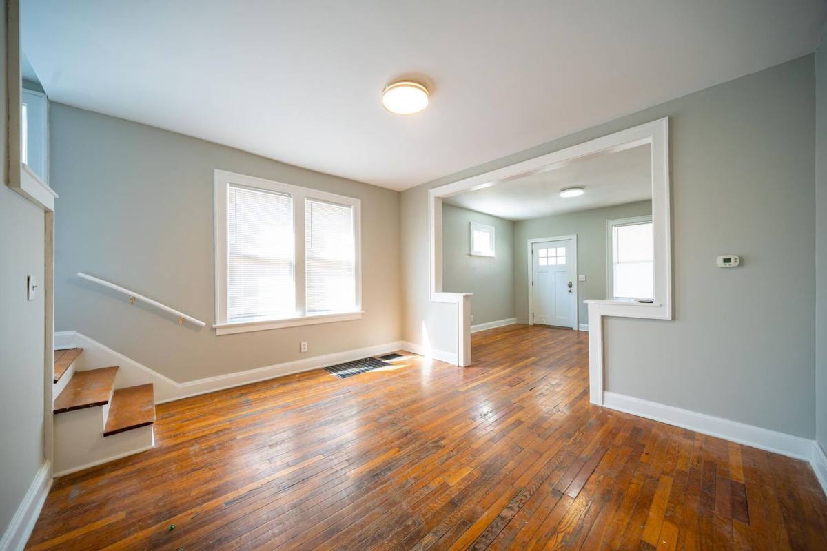 Apartment for rent at 75 E Markison Ave, Columbus, OH 43207