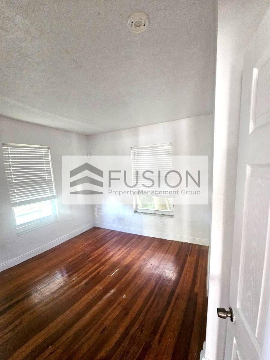 Apartment for rent at 708 NE 4th St, Hallandale, FL 33009
