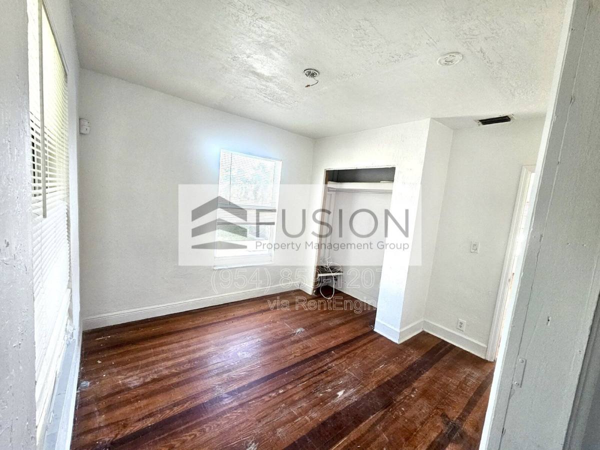 Apartment for rent at 708 NE 4th St, Hallandale, FL 33009