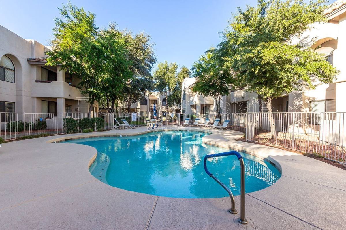 Condo for rent at 750 E Northern Ave #1048, Phoenix, AZ 85020