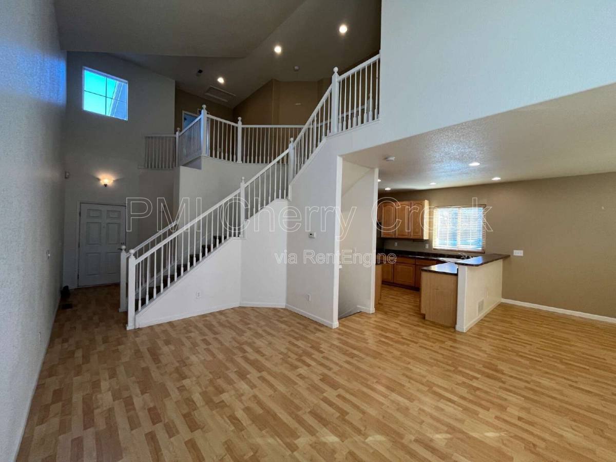 Townhouse for rent at 5271 Canyon View Dr, Castle Rock, CO 80104