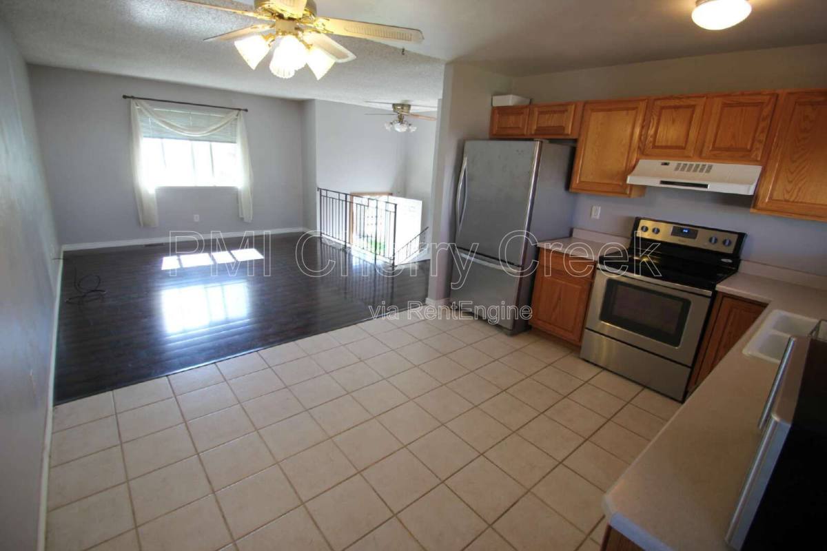 House for rent at 1875 S Ivory Court, Aurora, CO 80017