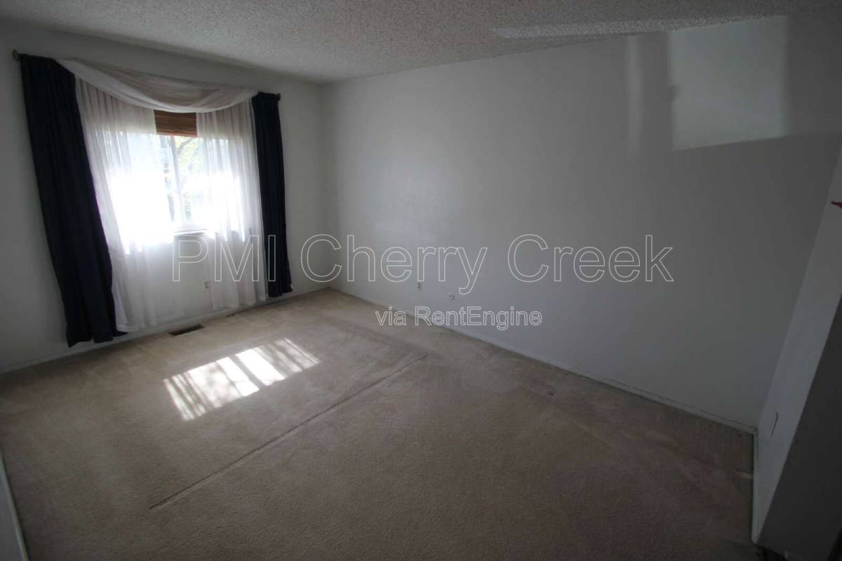 House for rent at 1875 S Ivory Court, Aurora, CO 80017
