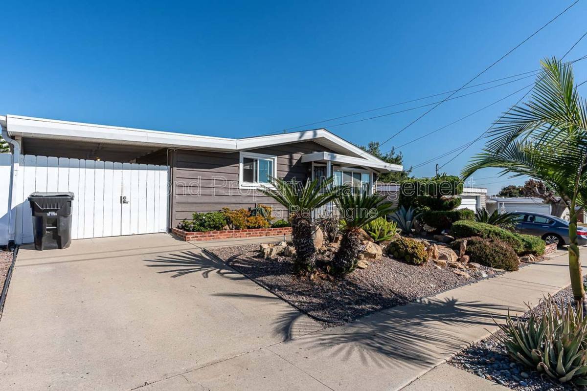 House for rent at 3443 Lockwood Dr, San Diego, CA 92123