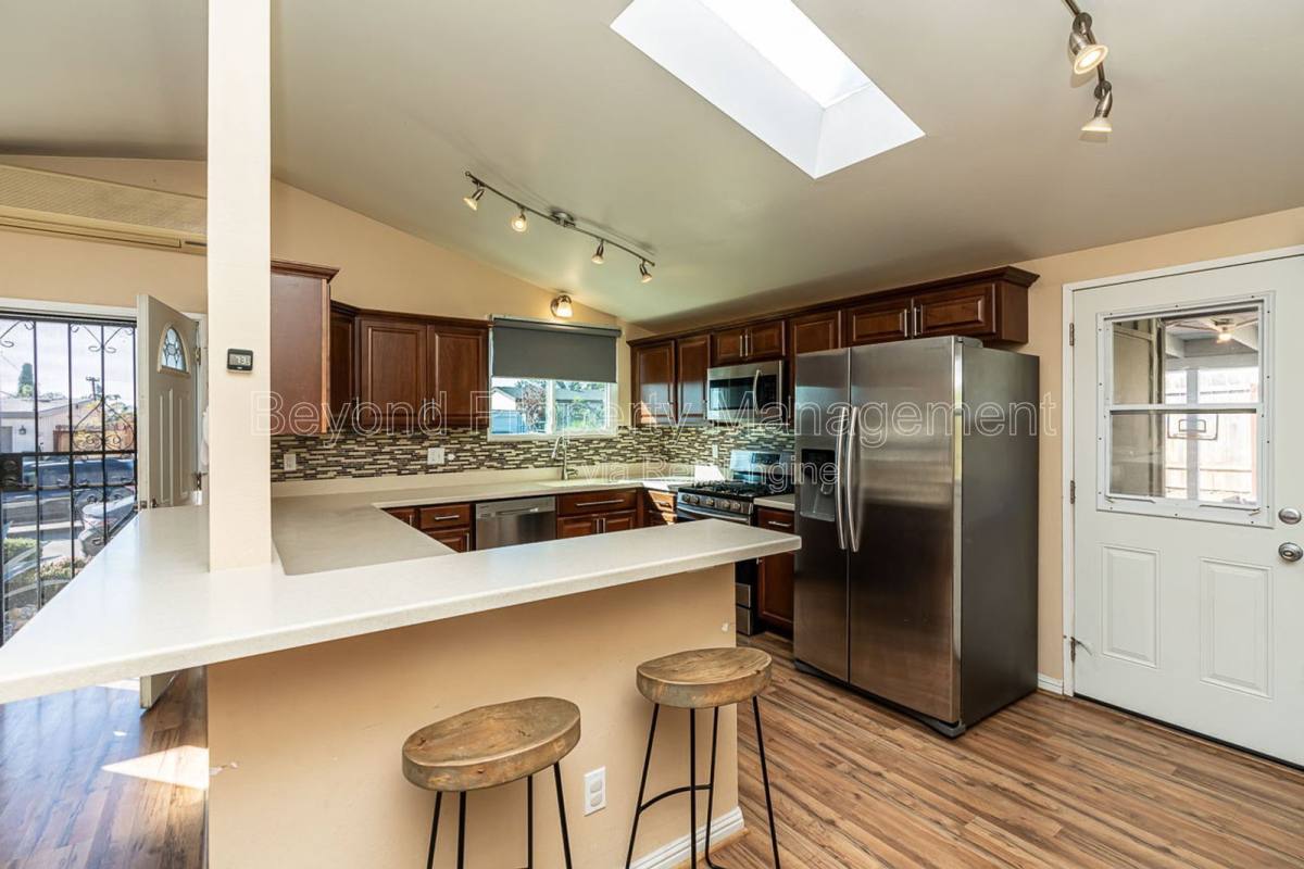 House for rent at 3443 Lockwood Dr, San Diego, CA 92123