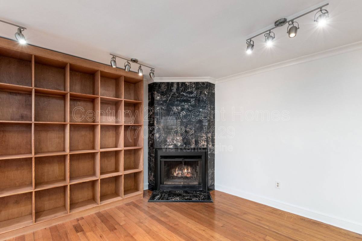 Condo for rent at 1303 S Walter Reed Dr #201, Arlington, VA 22204