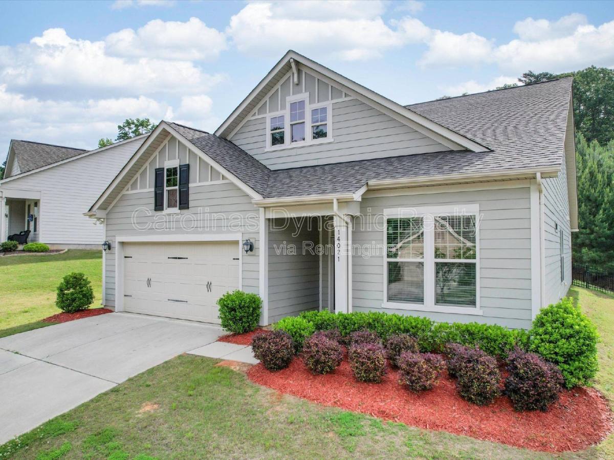 House for rent at 14021 Goldenrod Trace Rd, Charlotte, NC 28278
