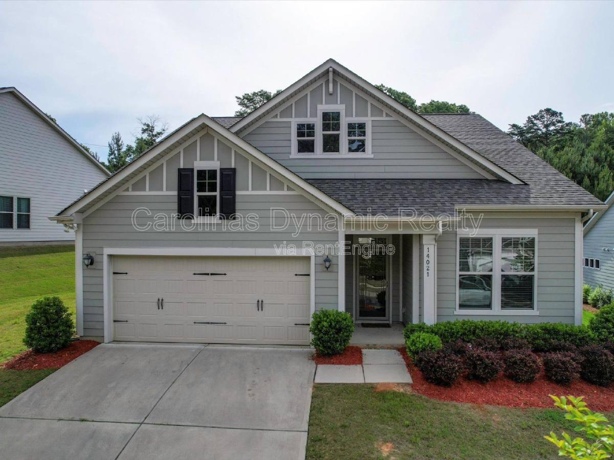 House for rent at 14021 Goldenrod Trace Rd, Charlotte, NC 28278