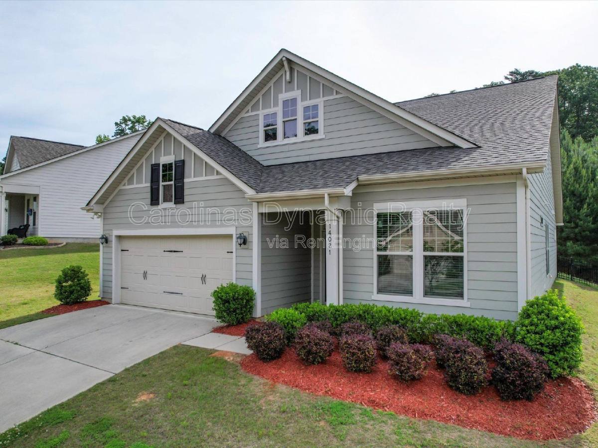 House for rent at 14021 Goldenrod Trace Rd, Charlotte, NC 28278