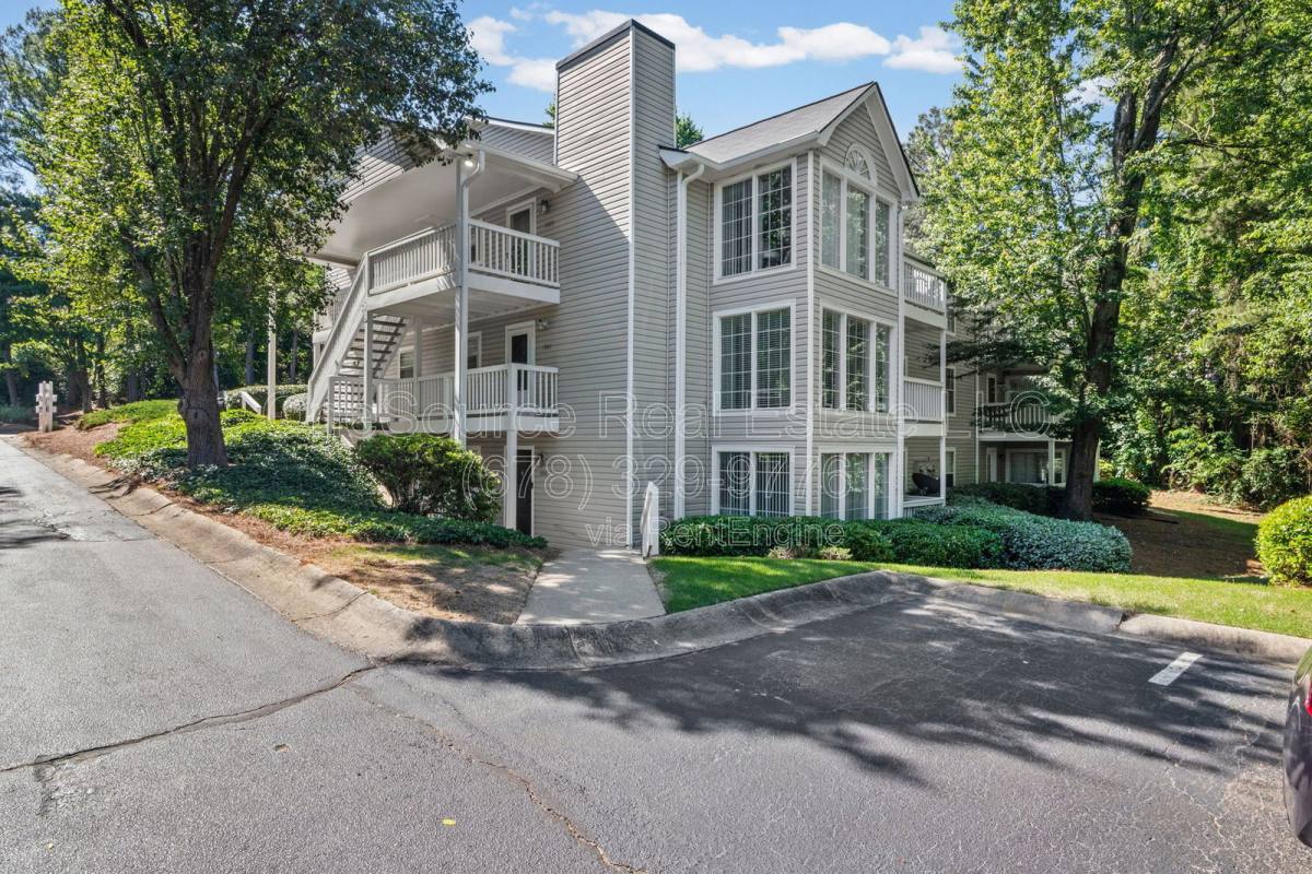 Townhouse for rent at 1907 Countryside Place, Smyrna, GA 30080