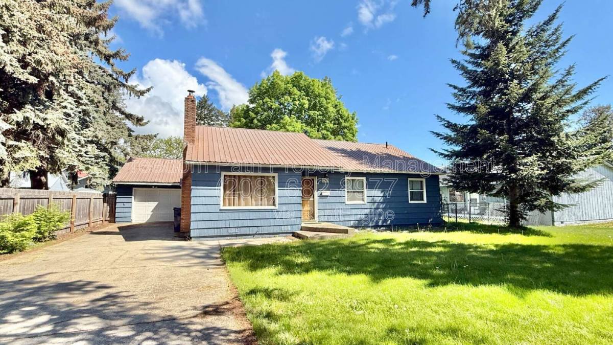 House for rent at 1008 Church St, Sandpoint, ID 83864