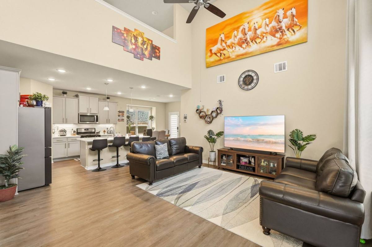 Apartment for rent at 812 Coronado Terrace Lane, Katy, TX 77493