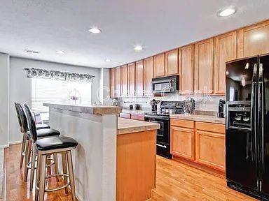 Townhouse for rent at 9792 Mayfair St, Englewood, CO 80112