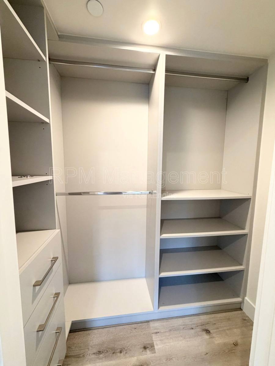 Apartment for rent at 5923 Laurel Canyon Blvd #401, Valley Village, CA 91607