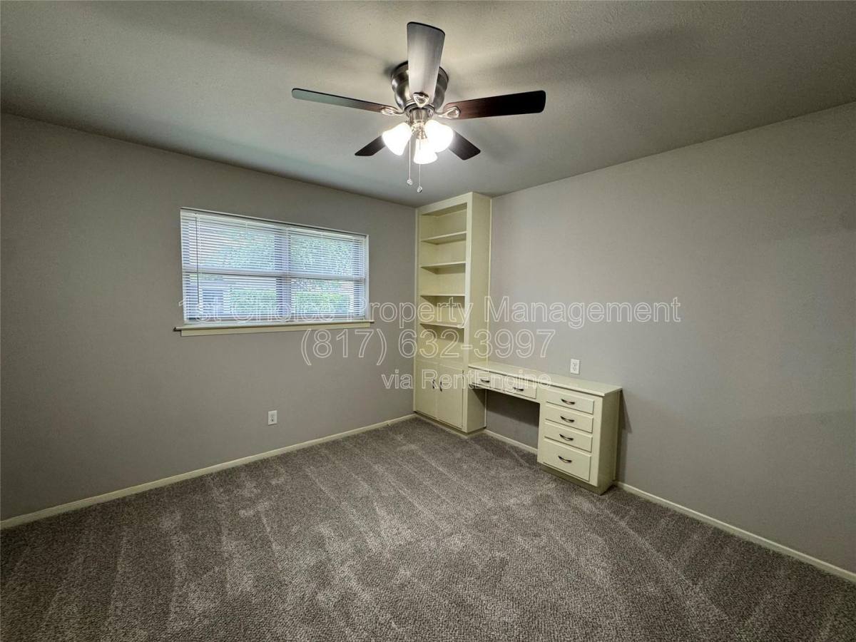 Apartment for rent at 6224 Wheaton Dr #B, Fort Worth, TX 76133
