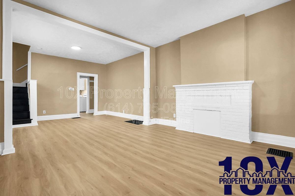 Apartment for rent at 2545 Sullivant Ave, Columbus, OH 43204