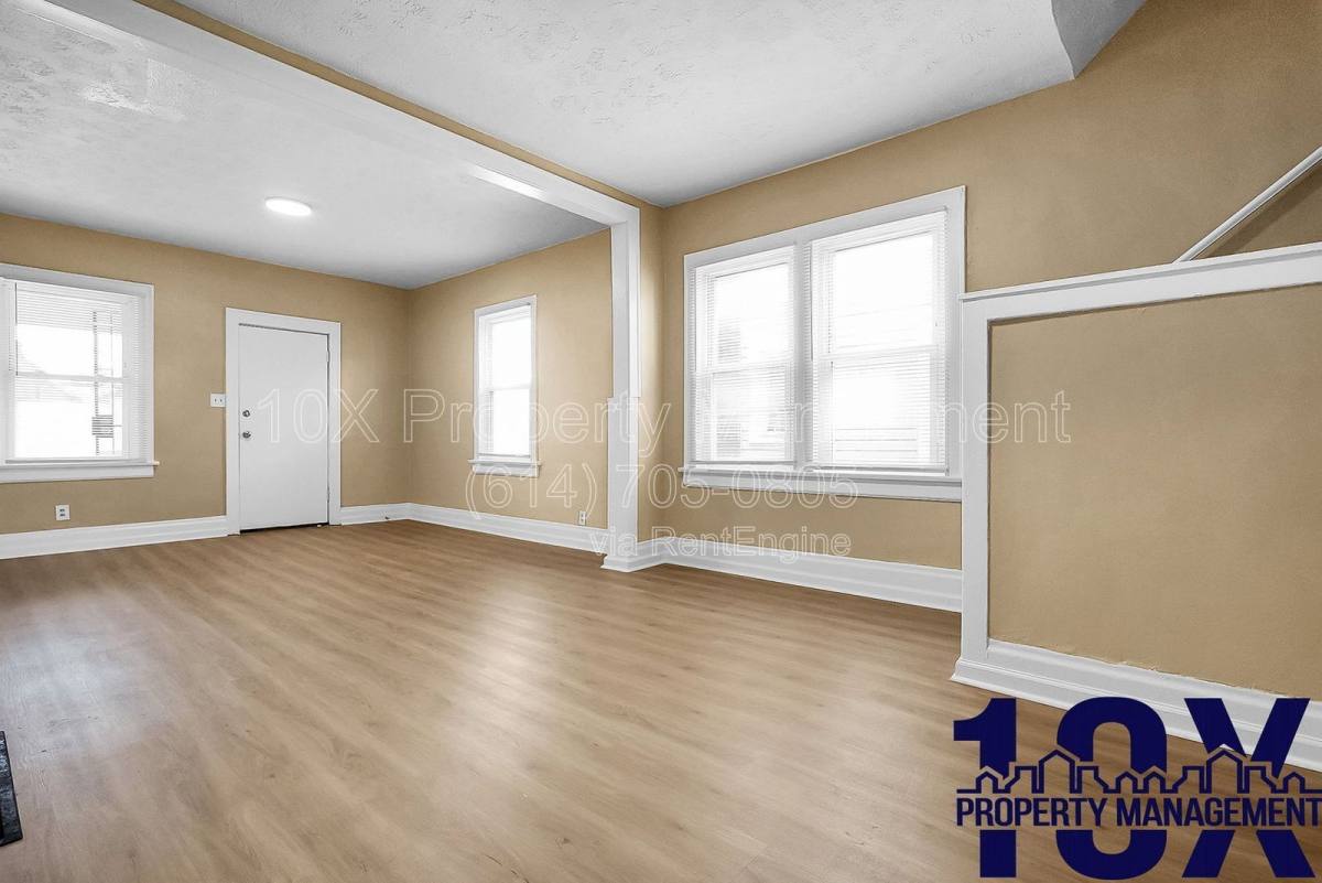 Apartment for rent at 2545 Sullivant Ave, Columbus, OH 43204