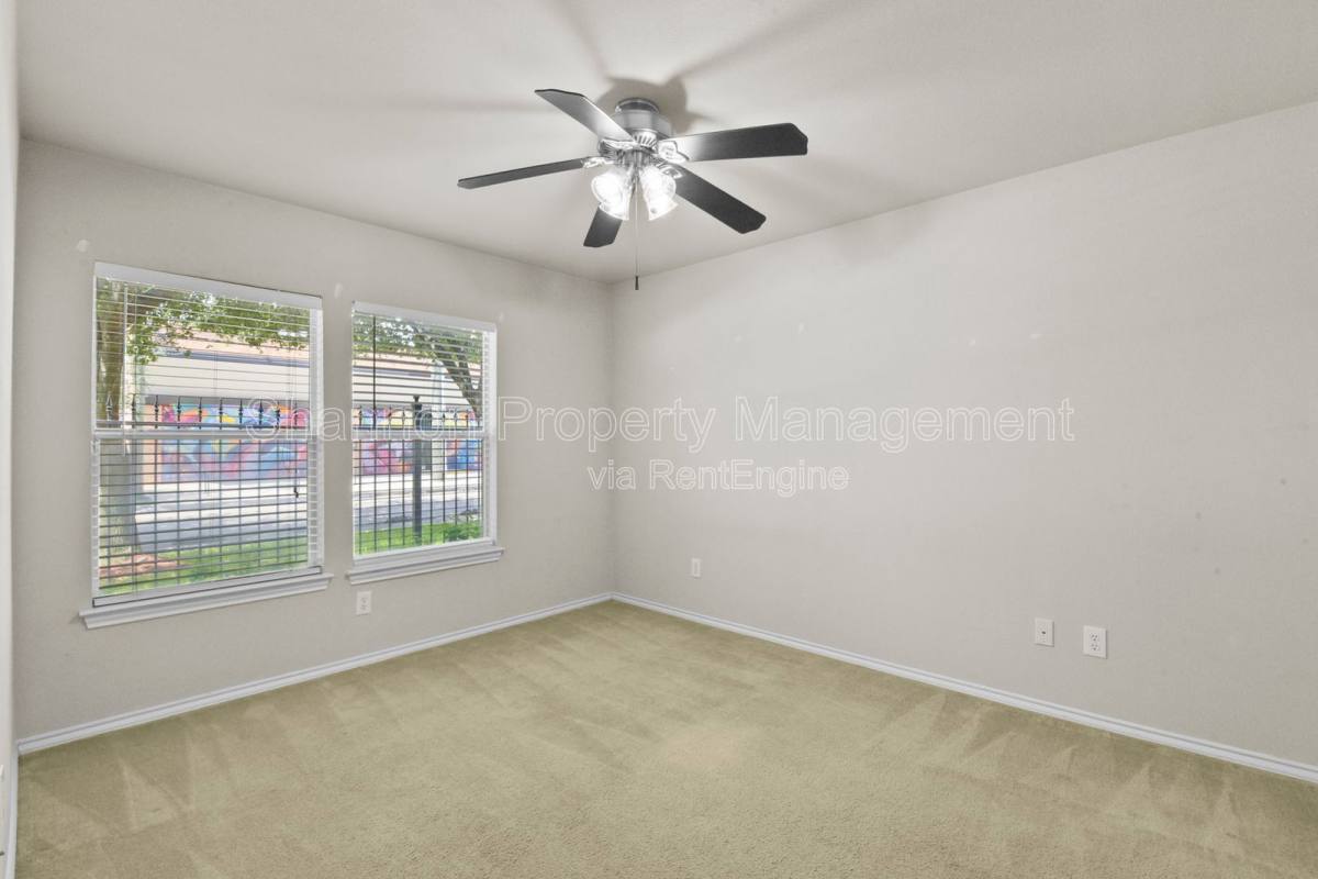 House for rent at 2711 Polk St, Houston, TX 77003