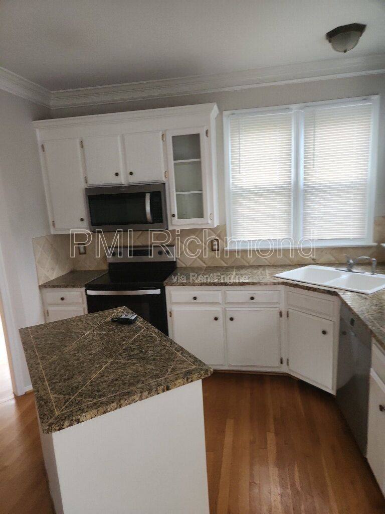 House for rent at 6004 Manor Park Terrace, Glen Allen, VA 23059