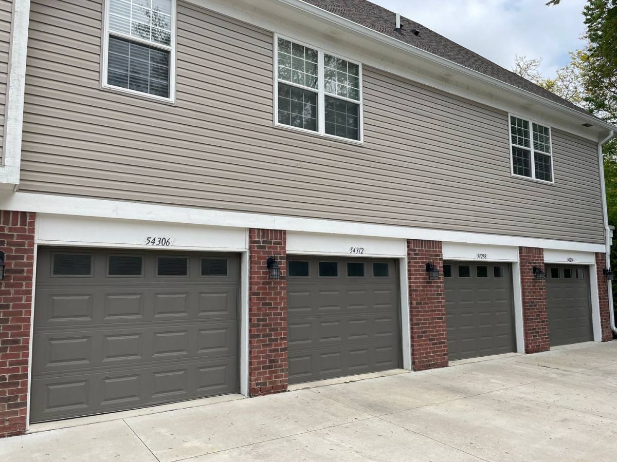 Apartment for rent at 8596 Grove, Utica, MI 48316
