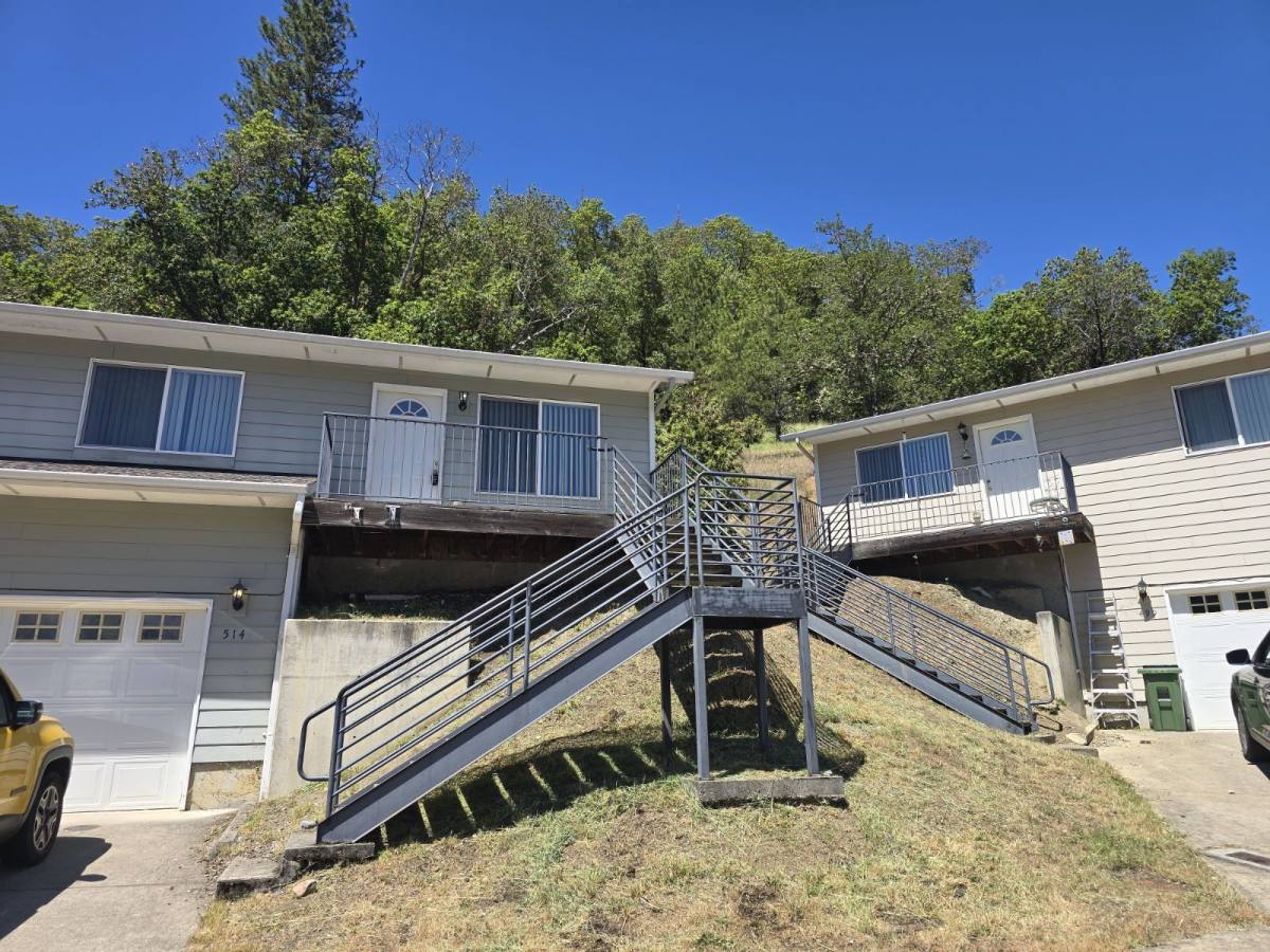 Apartment for rent at 514 Maylea Place, Canyonville, OR 97417
