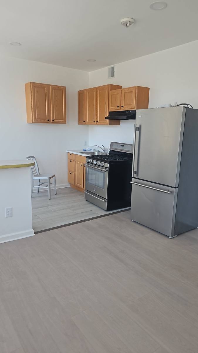 Apartment for rent at 246 E Hanover St #1, Trenton, NJ 08608