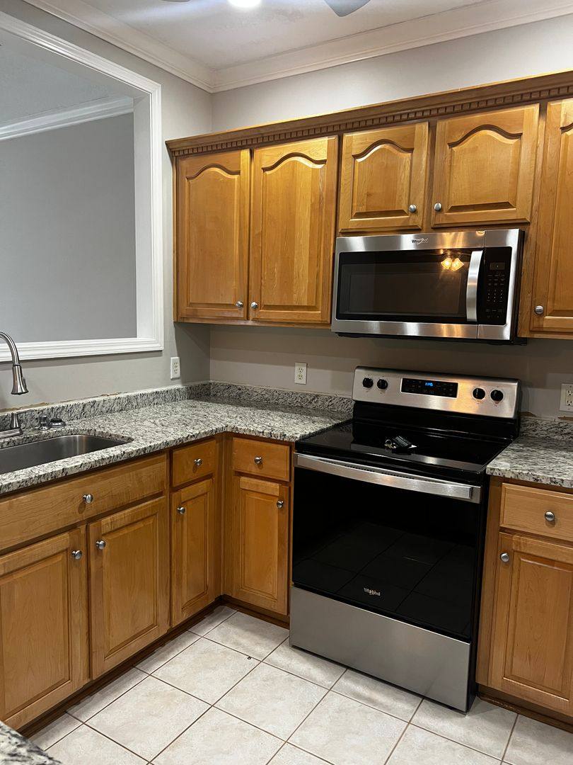 House for rent at 115 Renee Dr, Kingsland, GA 31548