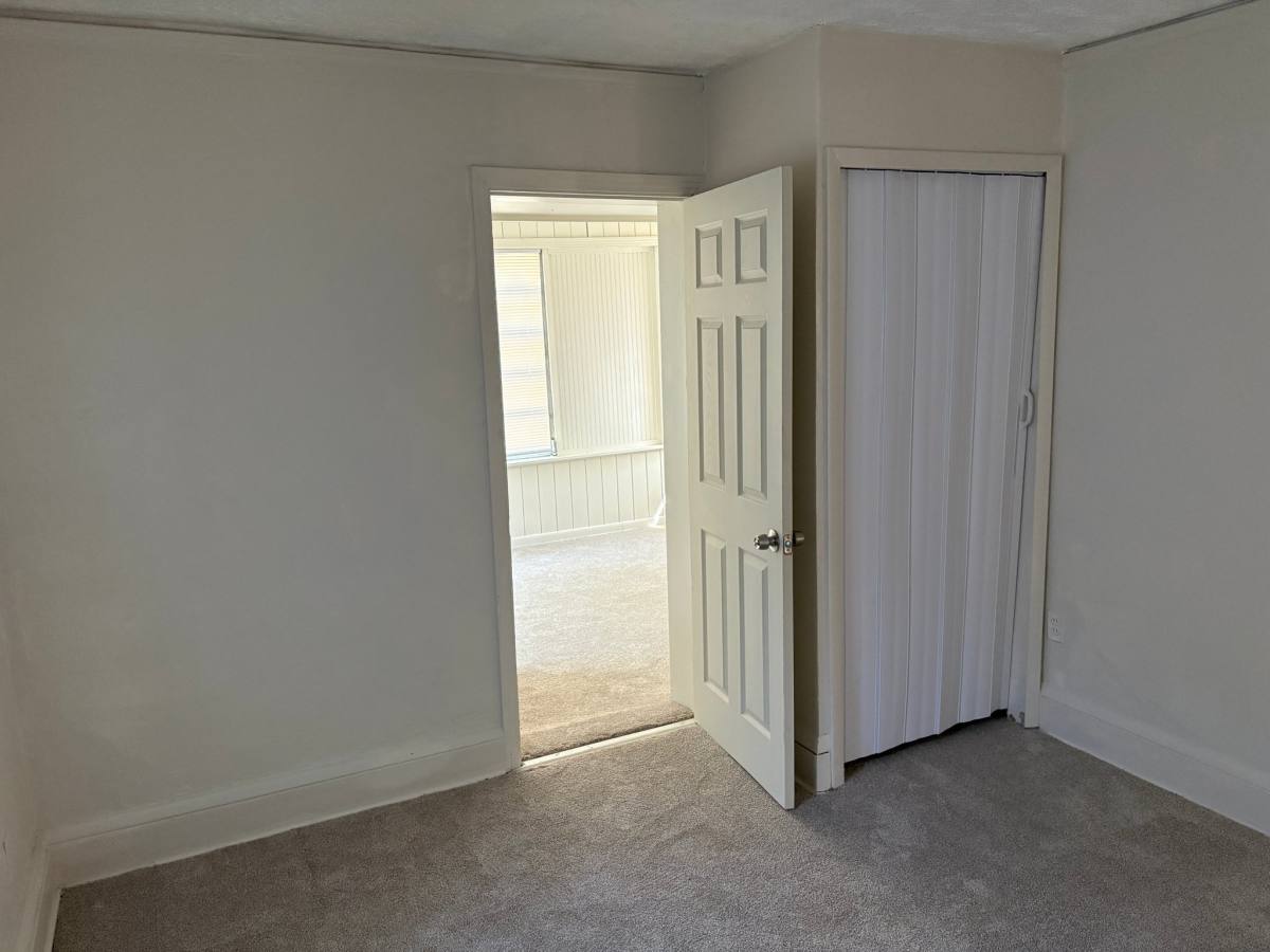House for rent at 1525 W 15th St, Jacksonville, FL 32209