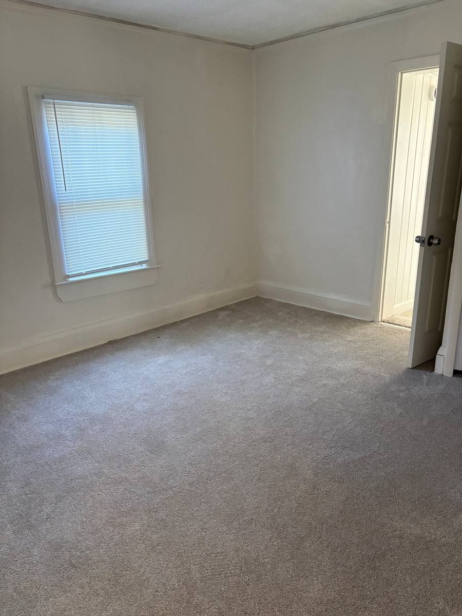 House for rent at 1525 W 15th St, Jacksonville, FL 32209