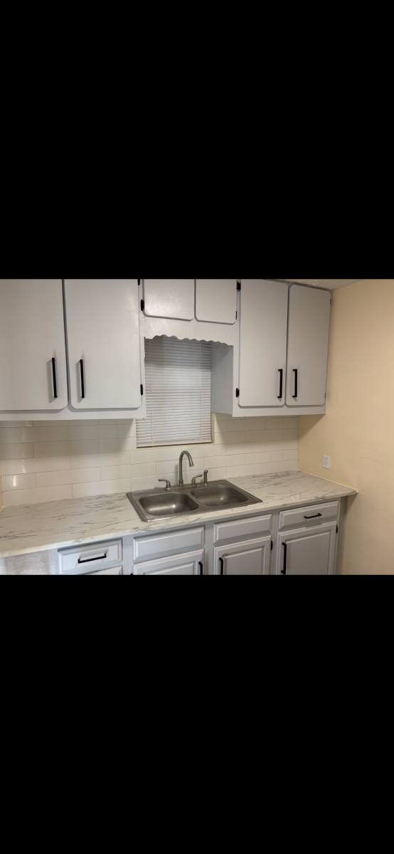 Apartment for rent at 1523 W 15th St, Jacksonville, FL 32209
