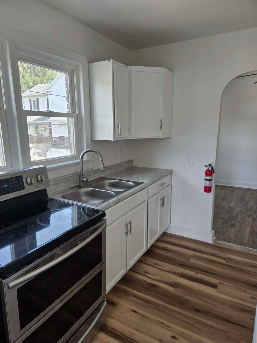 Apartment for rent at 404 Walnut St #A, Westernport, MD 21562