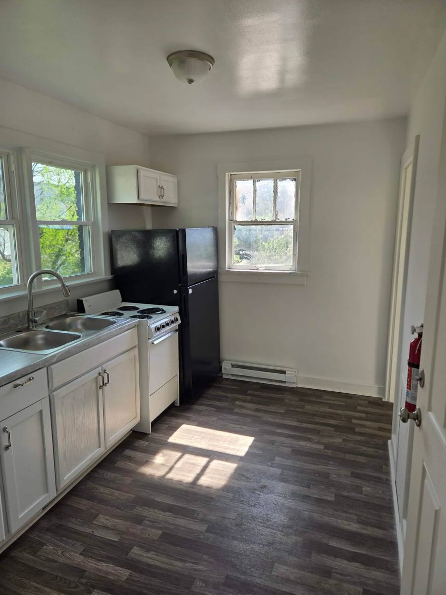 Apartment for rent at 404 Walnut St #C, Westernport, MD 21562
