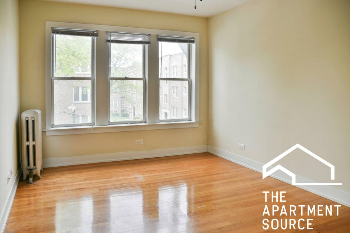 Apartment for rent at 1929 W Winona St #2, Chicago, IL 60640