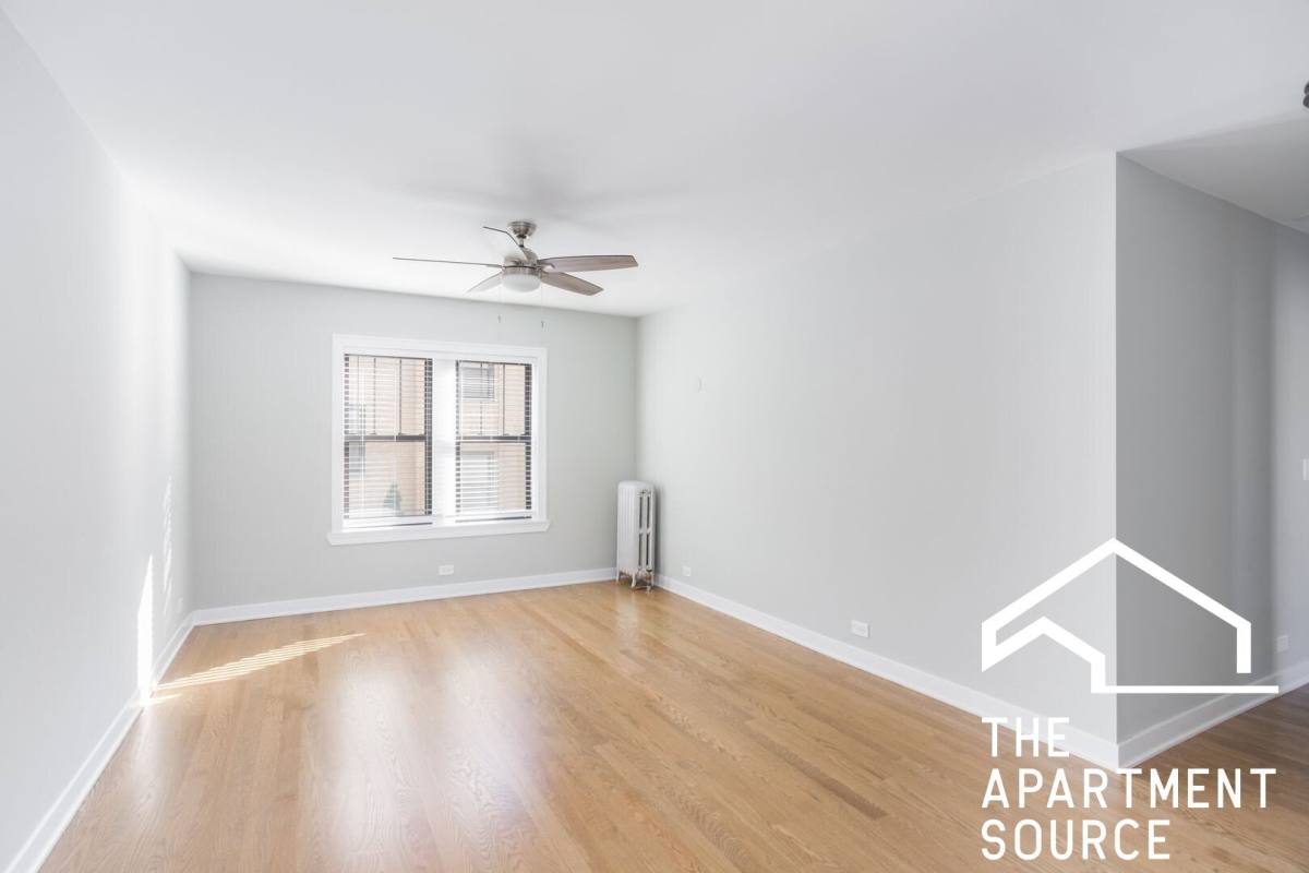 Apartment for rent at 1952 W Wilson Ave #2AA, Chicago, IL 60640